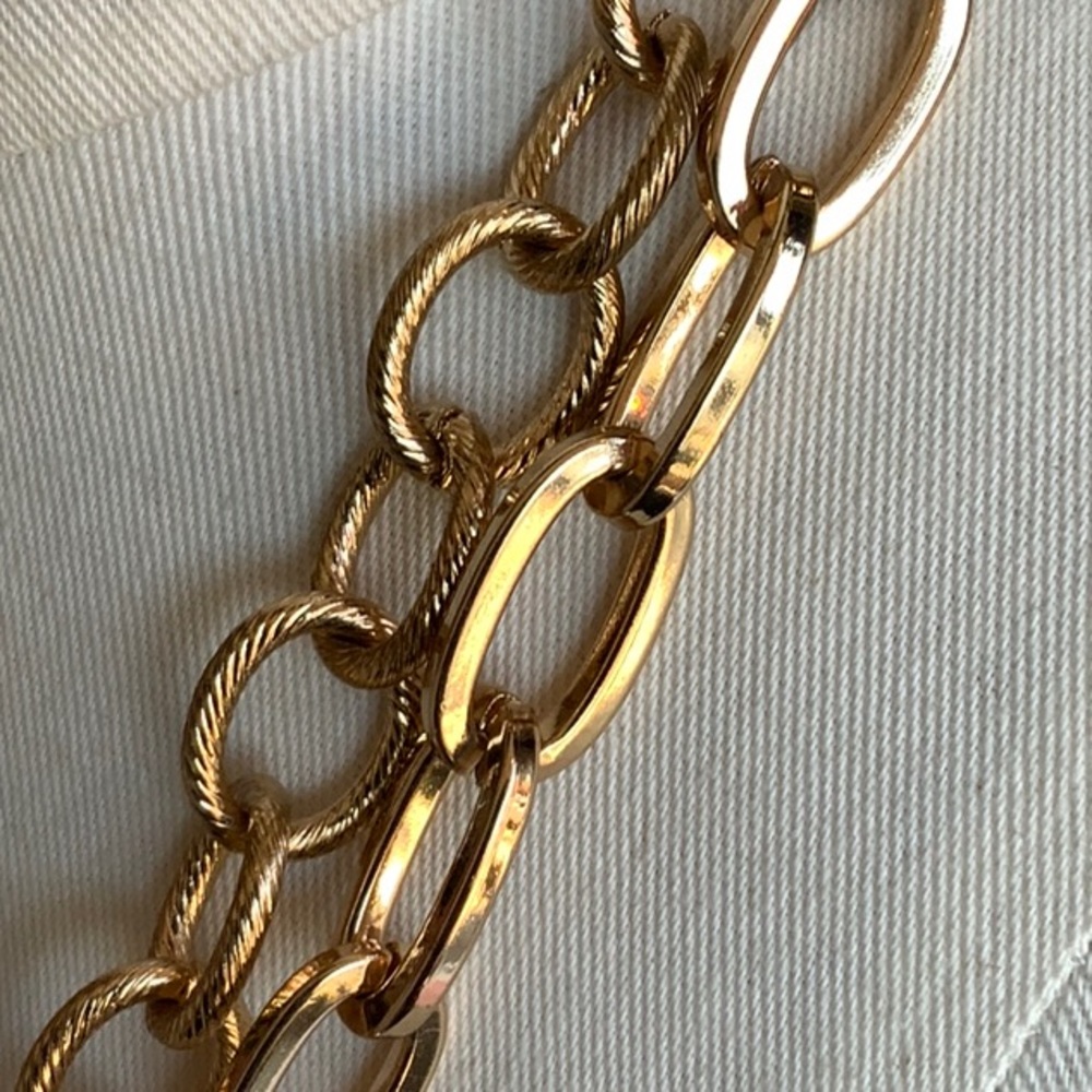 Chunky gold chain necklace - Picture 5 of 6